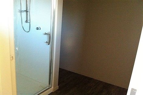 Photo of property in 102u7 Old Farm Road, Hamilton East, Hamilton, 3216