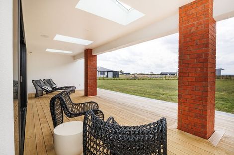 Photo of property in 11 Te Kahu Lane, Halcombe, 4779