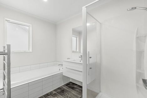 Photo of property in 11 George Square West, Wigram, Christchurch, 8025