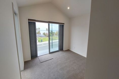 Photo of property in 25 Gunn Way, Hobsonville, Auckland, 0616
