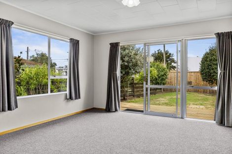 Photo of property in 4 Hinemoa Avenue, Taupo, 3330