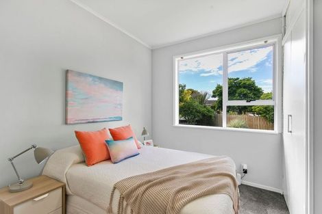 Photo of property in 13 Cooper Place, Papakura, 2110