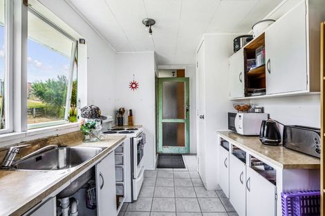 Photo of property in 20 Reinga Place, Massey, Auckland, 0614