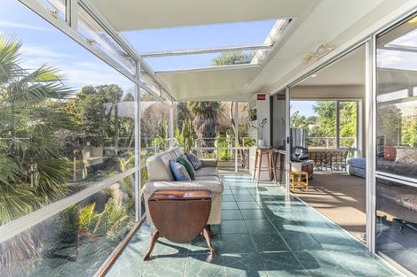 Photo of property in 105 Vivian Street, New Plymouth, 4310