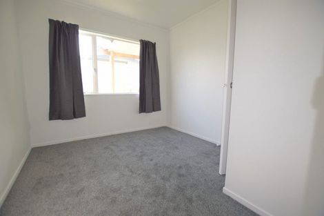 Photo of property in 46 Hindmarsh Street, Henderson, Auckland, 0612