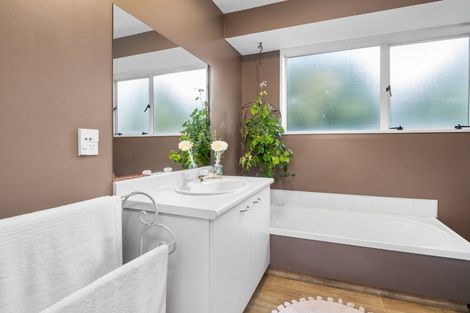 Photo of property in 2/27 Oakhampton Street, Hornby, Christchurch, 8042