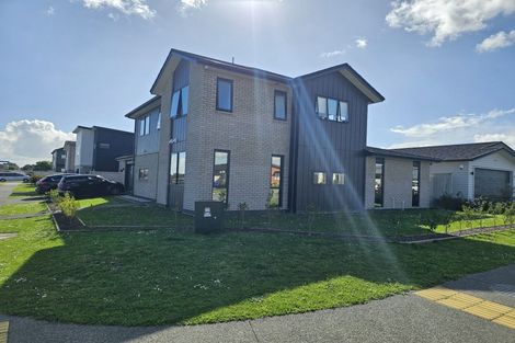 Photo of property in 1 Te Mura Crescent, Takanini, 2112