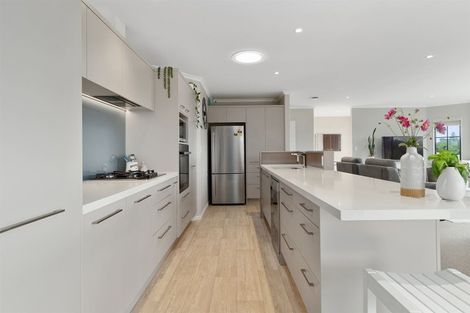 Photo of property in 53 Hallmark Rise, Bethlehem, Tauranga, 3110