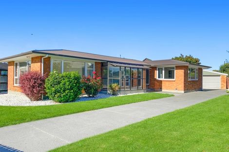 Photo of property in 8 Pelorus Place, Harewood, Christchurch, 8051