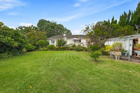 Photo of property in 70 Buscomb Avenue, Henderson, Auckland, 0610