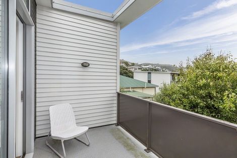 Photo of property in 2/24 Tamar Street, Island Bay, Wellington, 6023