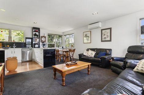 Photo of property in 14 Edgewood Way, Henderson, Auckland, 0612