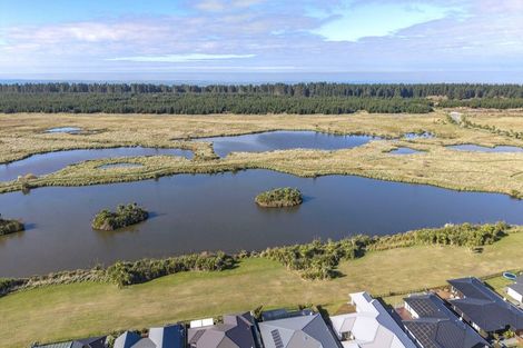Photo of property in 10 Hapua Lane, Pegasus, 7612