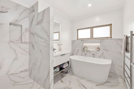 Photo of property in 7 Neale Avenue, Stoke, Nelson, 7011