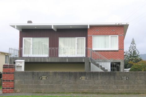 Photo of property in 100 Manly Street, Paraparaumu Beach, Paraparaumu, 5032