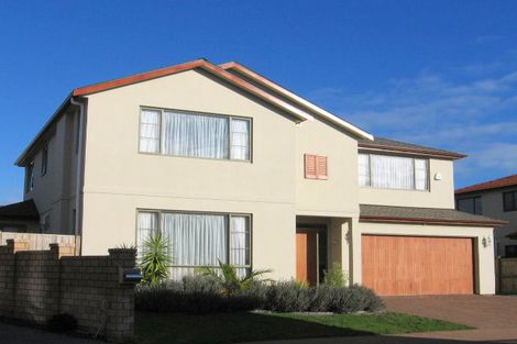 Photo of property in 22 Kaseng Place, East Tamaki Heights, Auckland, 2016