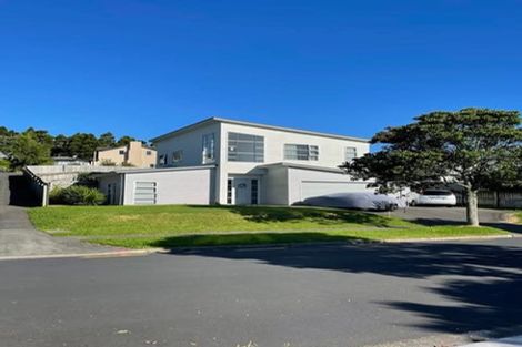 Photo of property in 22 Kittiwake Drive, Schnapper Rock, Auckland, 0632