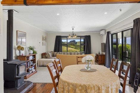 Photo of property in 543 Mataro Road, Onaero, Urenui, 4375
