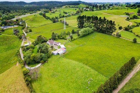 Photo of property in 630 Junction Road, Burgess Park, New Plymouth, 4371