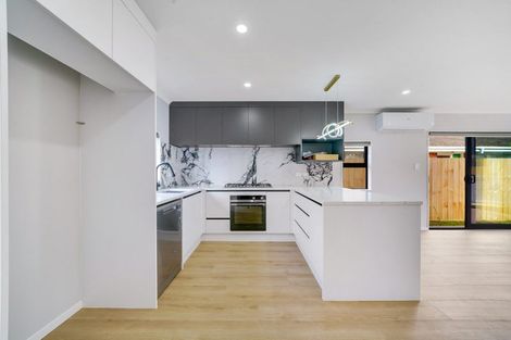 Photo of property in 39f Huia Road, Papatoetoe, Auckland, 2025
