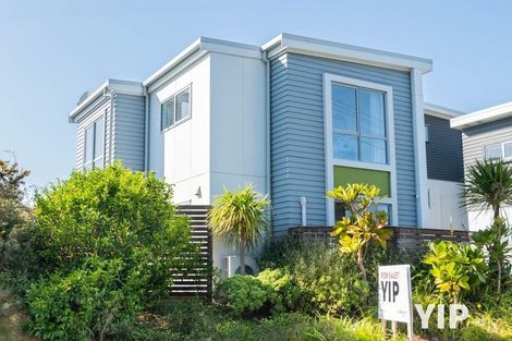 Photo of property in 10 Middleton Road, Johnsonville, Wellington, 6037