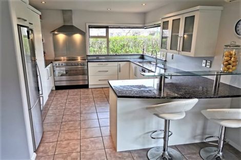 Photo of property in 9 Ranui Avenue, Kerikeri, 0230