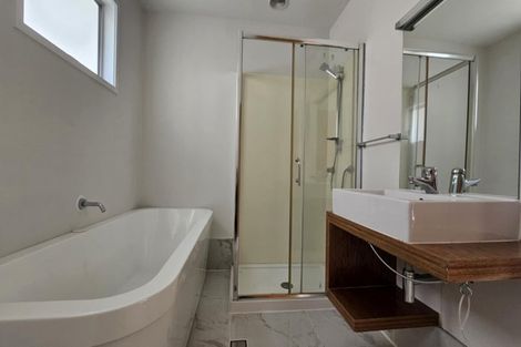 Photo of property in 2/25 Moire Road, Massey, Auckland, 0614