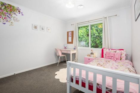 Photo of property in 1 Banks Boulevard, Whitby, Porirua, 5024