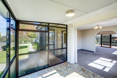Photo of property in 1/52 Avondale Road, Taradale, Napier, 4112