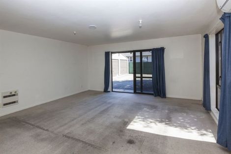 Photo of property in 6 Oakhurst Place, Russley, Christchurch, 8042