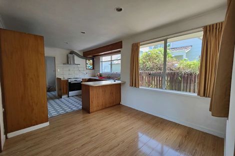 Photo of property in 21 Sequoia Place, Sunnynook, Auckland, 0620