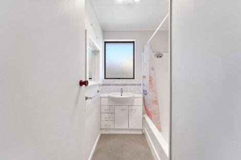 Photo of property in 12 Rossiter Avenue, Waiuku, 2123