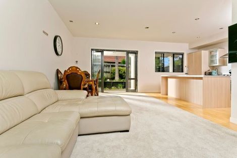 Photo of property in Point Ridge, 130 Gills Road, Albany Heights, Auckland, 0632