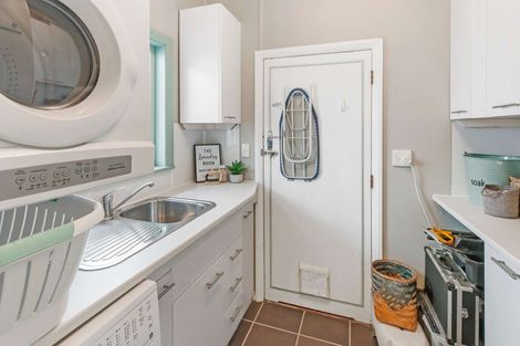 Photo of property in 76 Ikitara Road, Whanganui East, Whanganui, 4500