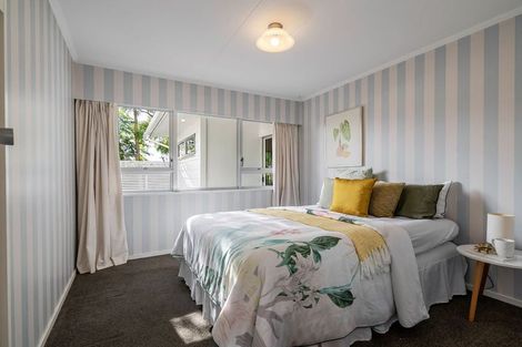 Photo of property in 107 Ruamahanga Crescent, Terrace End, Palmerston North, 4410
