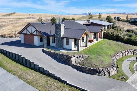 Photo of property in 2 Walter Black Place, Lake Tekapo, 7999