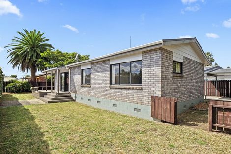 Photo of property in 14a Puriri Road, Pukekohe, 2120