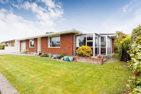 Photo of property in 1a Panako Place, Awapuni, Palmerston North, 4412