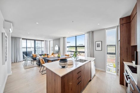 Photo of property in 203/82 Te Oneroa Way, Long Bay, 0630