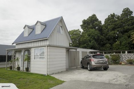 Photo of property in 35 Domett Street, Westport, 7825