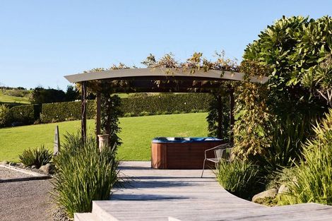 Photo of property in 9 Tupelo Place, Ohauiti, Tauranga, 3112