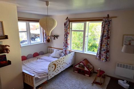 Photo of property in 7 Melrose Crescent, Melrose, Wellington, 6023