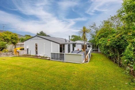 Photo of property in 17a Matenga Street, Waikanae, 5036