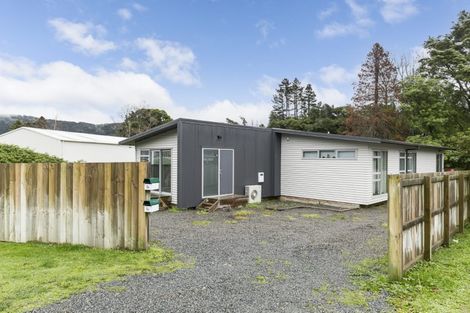Photo of property in 2/1 Hair Street, Wainuiomata, Lower Hutt, 5014