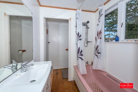 Photo of property in 3 View Road, Hikurangi, 0114