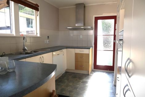 Photo of property in 44 Acacia Avenue, Maungaraki, Lower Hutt, 5010