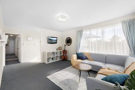 Photo of property in 47 Hassan Drive, Massey, Auckland, 0614