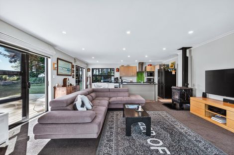 Photo of property in 18 Rangikatea Road, Omori, Turangi, 3381