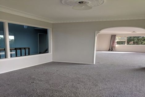 Photo of property in 4 Robin Lane, Browns Bay, Auckland, 0630