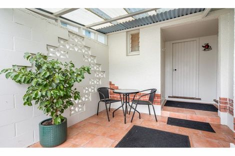 Photo of property in 1 Collean Street, Wallacetown, 9816